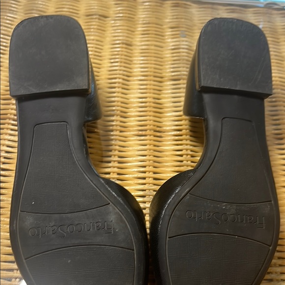 Franco Sarto Black Flats Sleek Minimalist Design - Picture 5 of 5